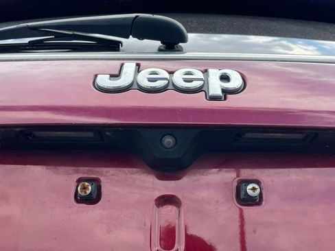 Used 2022 Jeep Compass Latitude image 13