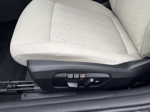 New 2026 MINI Cooper 2-Door Hardtop FWD image 15