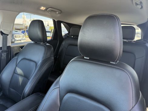 Used 2022 Ford Escape SEL image 15