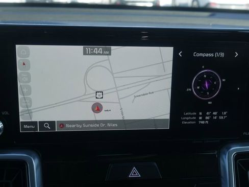 Used 2023 Kia Sorento SX image 51