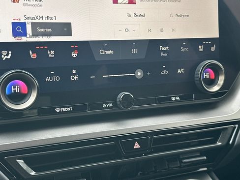 Used 2024 Lexus TX 350 AWD image 17