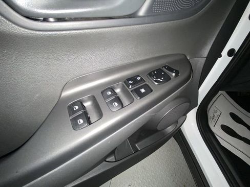 Used 2023 Hyundai Kona SE w/ Cargo Package AWD/4WD image 13