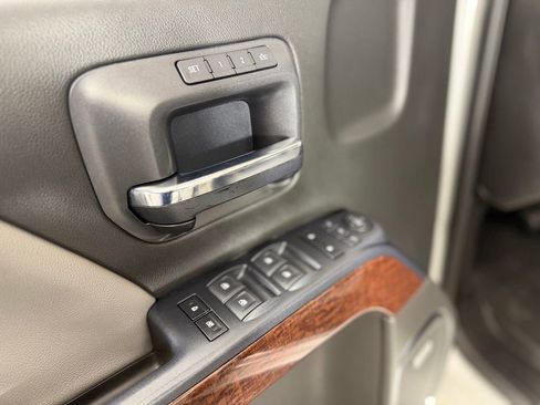 Used 2018 GMC Sierra 1500 SLT w/ SLT Premium Package image 30