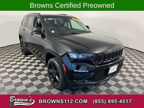 Used 2023 Jeep Grand Cherokee Limited w/ Black Appearance Package AWD/4WD image 1