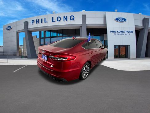 Certified 2020 Ford Fusion SE AWD/4WD image 5