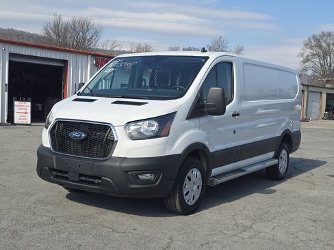 Used 2024 Ford Transit 250 T-250 130 Low Rf 9070 GVWR RWD w/ Exterior Upgrade Package image 2