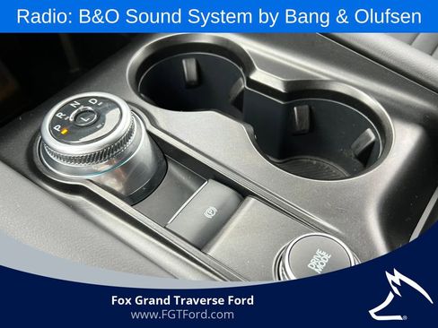 Certified 2025 Ford Explorer ST-Line AWD/4WD image 31