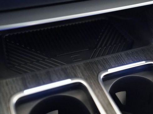 New 2026 BMW 740i xDrive image 28