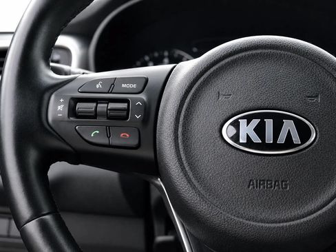 Used 2017 Kia Sorento EX AWD/4WD image 14