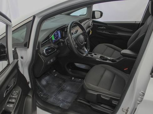 Used 2023 Chevrolet Bolt LT w/ Driver Confidence Package FWD image 17