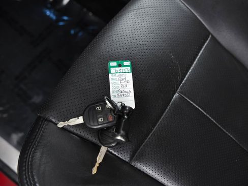 Used 2014 Ford F150 Platinum image 27