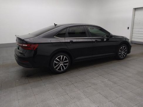 Used 2025 Volkswagen Jetta SE image 10