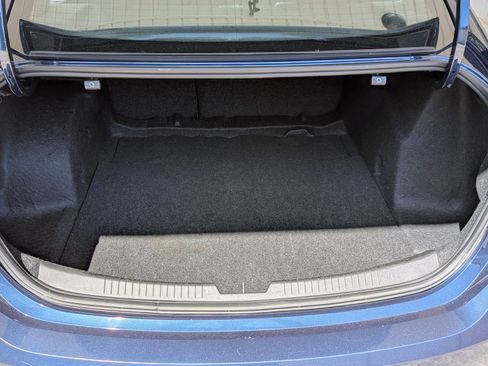 Used 2022 Chevrolet Malibu LT image 19