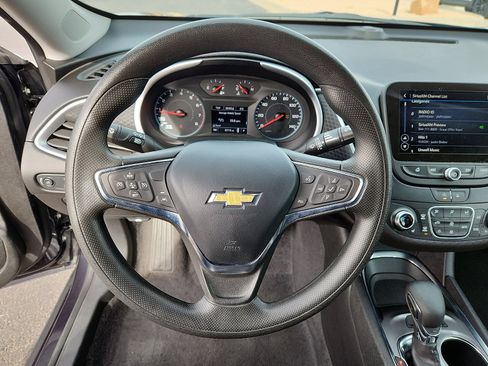 Used 2023 Chevrolet Malibu LT image 16