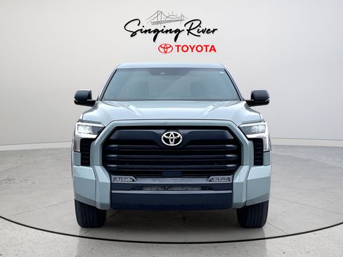 Used 2025 Toyota Tundra SR5 w/ SR5 Convenience Package AWD/4WD image 2