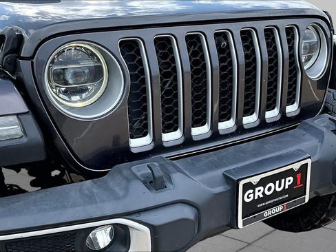 Used 2021 Jeep Gladiator Overland AWD/4WD image 30