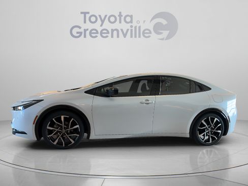 Certified 2026 Toyota Prius Plug-In Hybrid FWD image 2