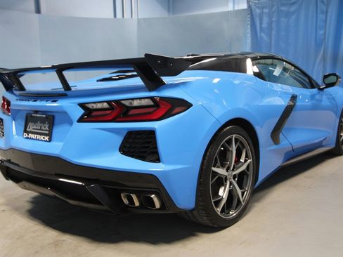 Used 2023 Chevrolet Corvette Stingray Preferred Conv w/ Battery Protection Package image 35