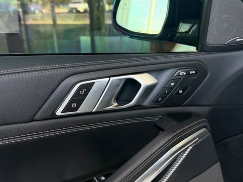 Used 2020 BMW X6 M50i w/ Premium Package image 10