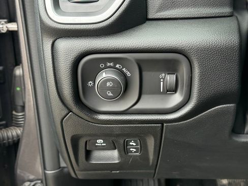 New 2026 RAM 1500 Big Horn w/ Night Edition AWD/4WD image 18