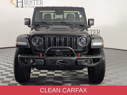 Used 2025 Jeep Gladiator Rubicon w/ Steel Bumper Group AWD/4WD image 3