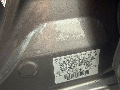 Used 2024 Nissan Versa SV FWD image 24