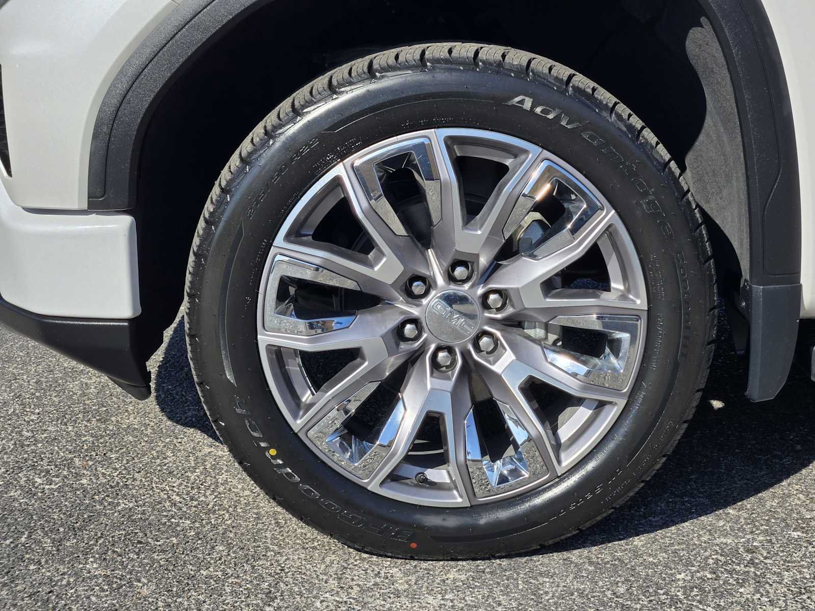 Certified 2024 GMC Sierra 1500 Denali AWD/4WD image 13