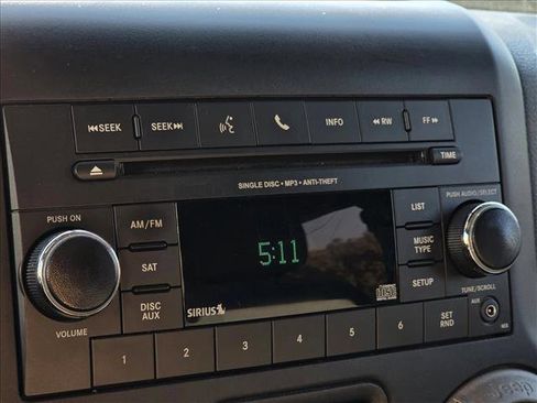 Used 2015 Jeep Wrangler Sport image 14