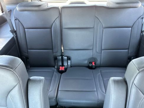 Used 2023 Chevrolet Tahoe Z71 w/ Z71 Off-Road Package image 18