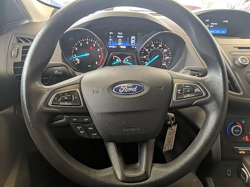Used 2018 Ford Escape SE image 15