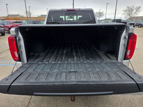Used 2019 GMC Sierra 1500 SLT w/ SLT Premium Plus Package AWD/4WD image 15