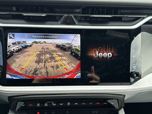 New 2026 Jeep Cherokee Limited AWD/4WD image 23