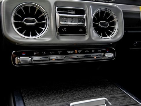 Used 2026 Mercedes-Benz G 63 AMG 4MATIC image 33