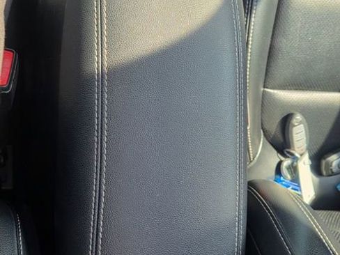 Certified 2020 Ford Escape SEL AWD/4WD image 35