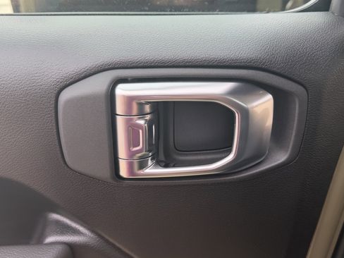 New 2026 Jeep Gladiator Sport AWD/4WD image 31