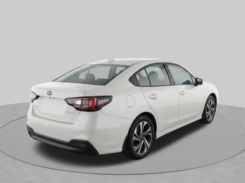 Used 2023 Subaru Legacy Premium AWD/4WD image 3
