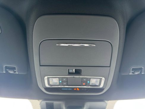 New 2025 Ford F150 Lariat w/ Equipment Group 502A High image 38