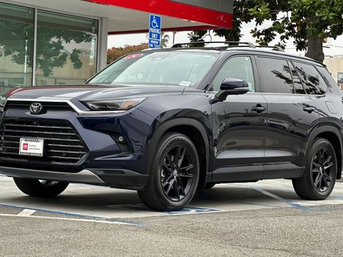 Certified 2024 Toyota Grand Highlander AWD Hybrid image 8
