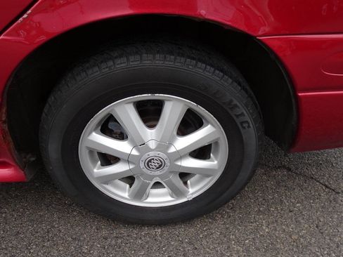 Used 2005 Buick Le Sabre Limited w/ Celebration Edition Package FWD image 10