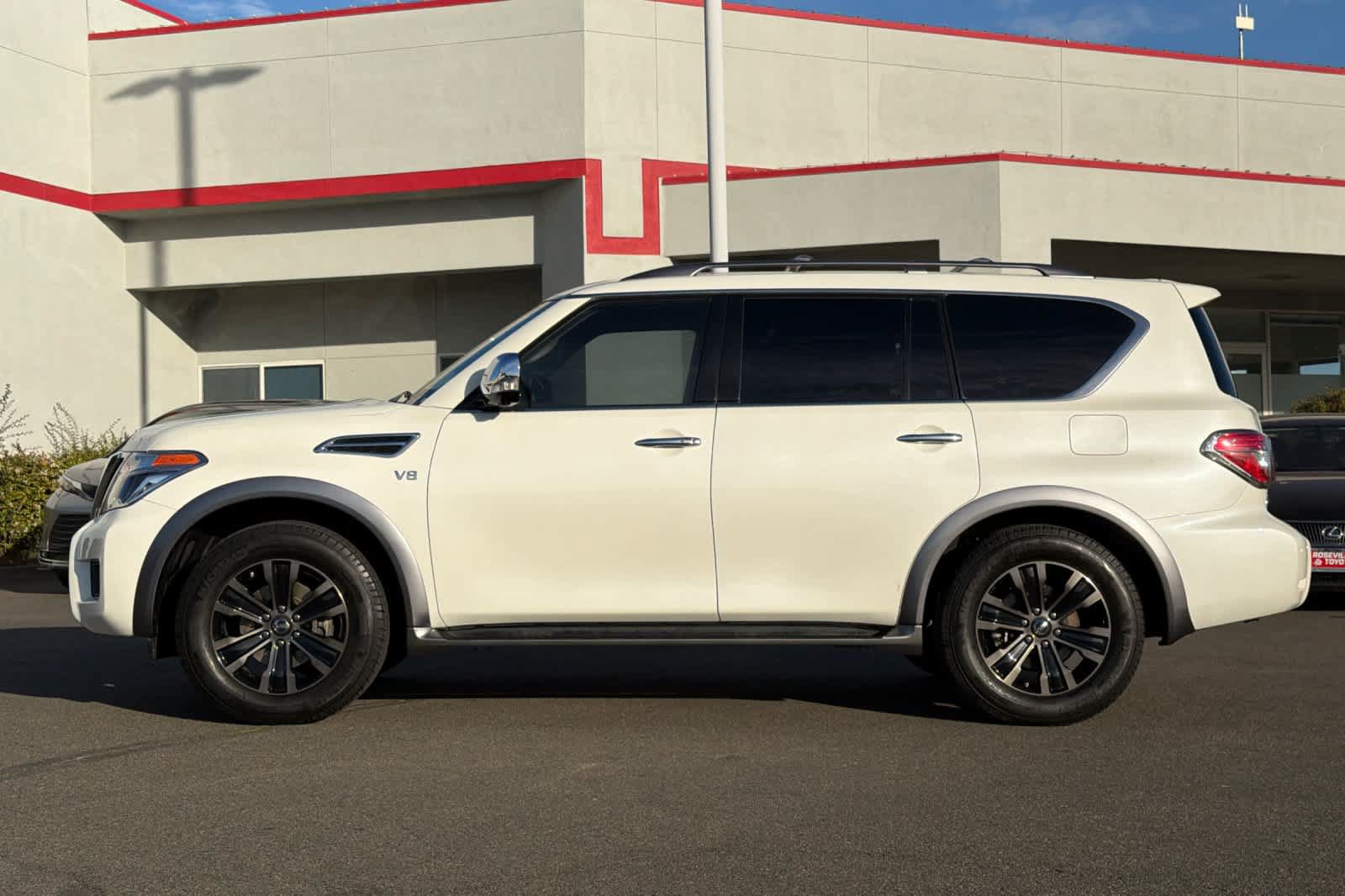 Used 2017 Nissan Armada Platinum w/ Interior Lighting Package AWD/4WD image 9