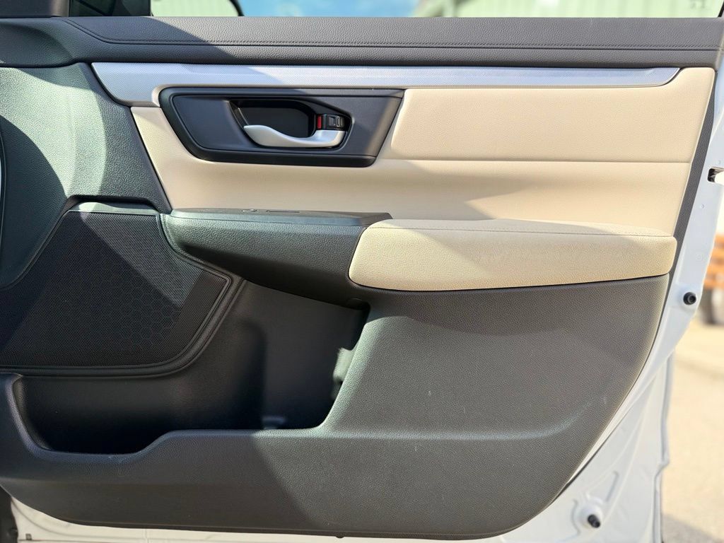Used 2020 Honda CR-V LX image 16