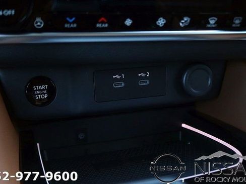New 2026 Nissan Rogue Platinum w/ Platinum Premium Package AWD/4WD image 22