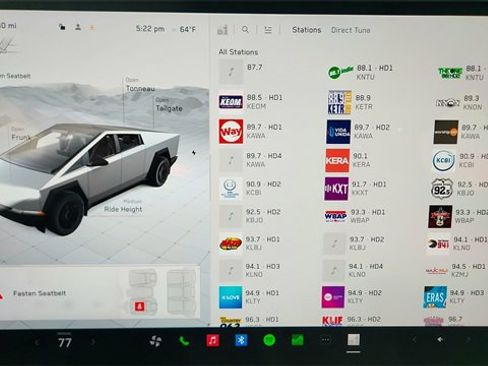 Used 2025 Tesla Cybertruck AWD Crew Cab image 43