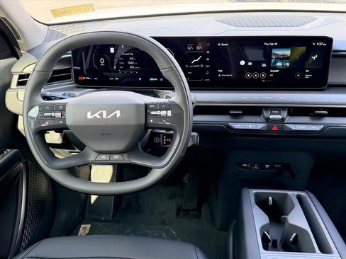 New 2026 Kia EV9 Wind image 9