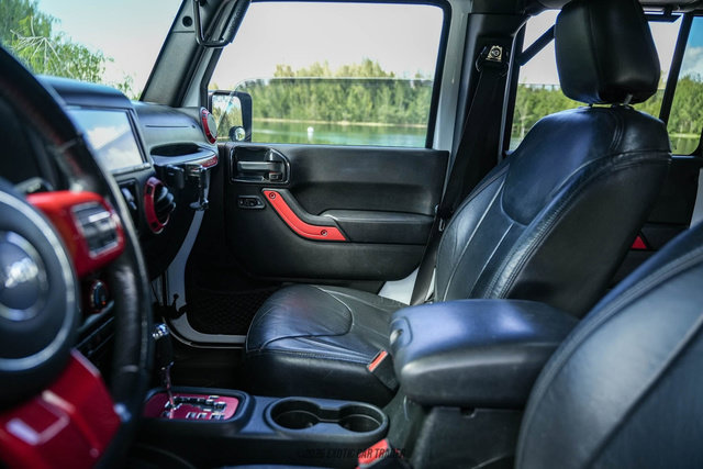 Used 2018 Jeep Wrangler Unlimited Sport S AWD/4WD image 51