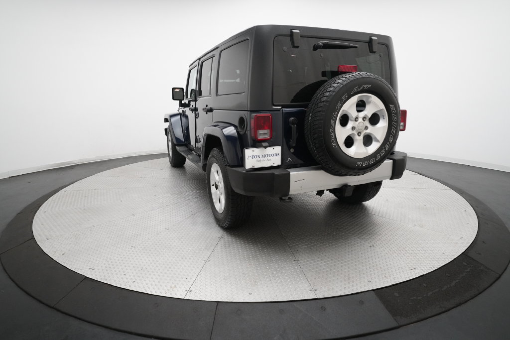 Used 2013 Jeep Wrangler Unlimited Sahara w/ Connectivity Group AWD/4WD image 30