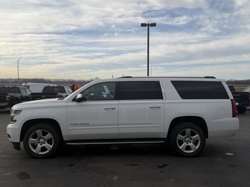 Used 2019 Chevrolet Suburban Premier image 5