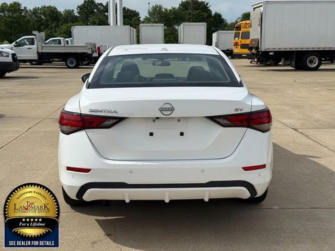 Used 2024 Nissan Sentra SV FWD image 6