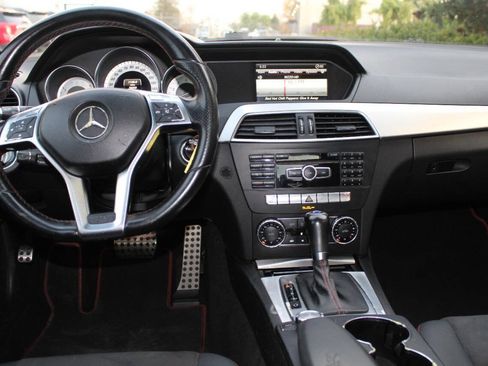 Used 2013 Mercedes-Benz C 300 4MATIC Sedan image 22