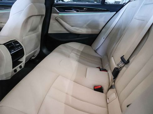 Used 2019 BMW 530e w/ Convenience Package RWD image 19